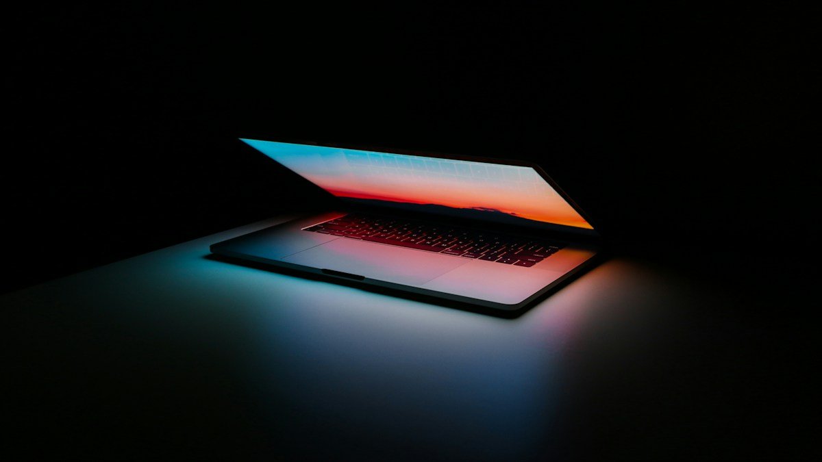 Why are Smart Contracts Revolutionizing the Future of Agreements in Business??